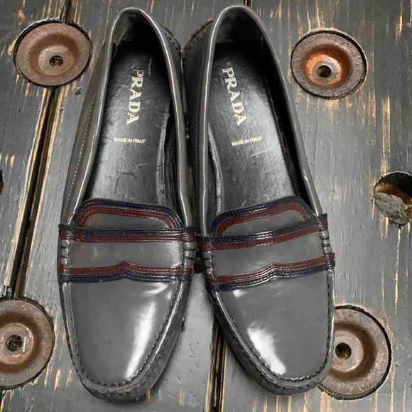 PRADA Gray Patent Leather Driver Flats/Loafers - Picture 1 of 8